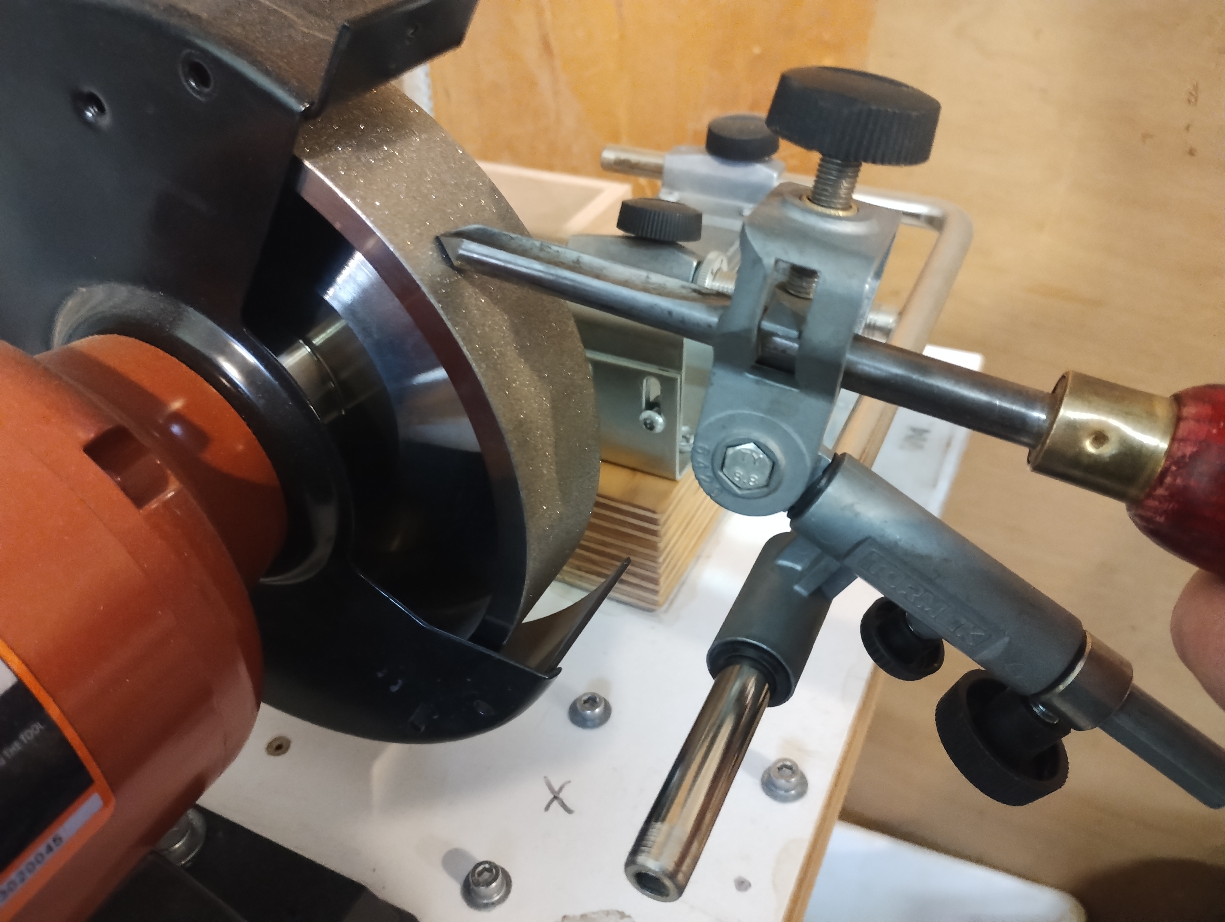 Lathe Tool Sharpener